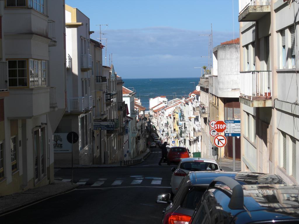 Bed & Seaside Apartment Nazare Exterior photo